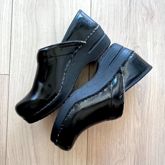 SANITA Black Patent Leather Danish Clogs Size 39 - Picture 3 of 6